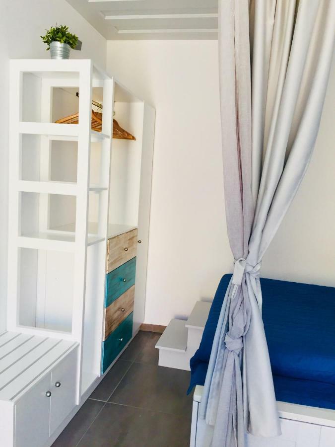 Annika Deluxe Apartments Simi Eksteriør billede